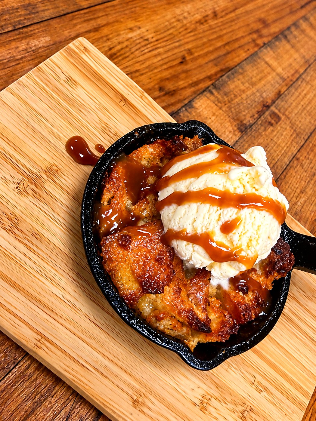 Skillet dessert with ice cream and caramel